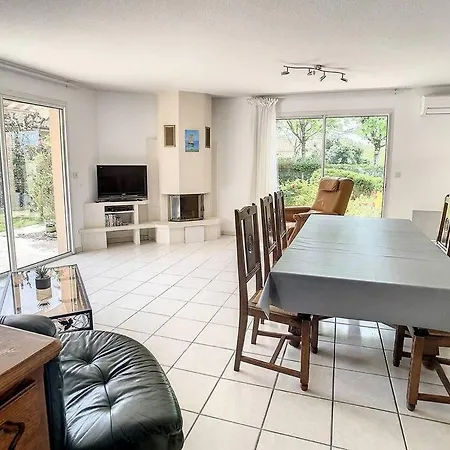 Holiday home S Famille -maison Au Calme Avec Jardin Soustons